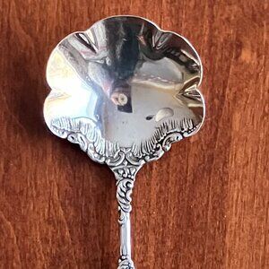 Silverplate Vintage Wm Rogers 1894 YALE Cream/Sauce Spoon 4 5/8" No Monogram